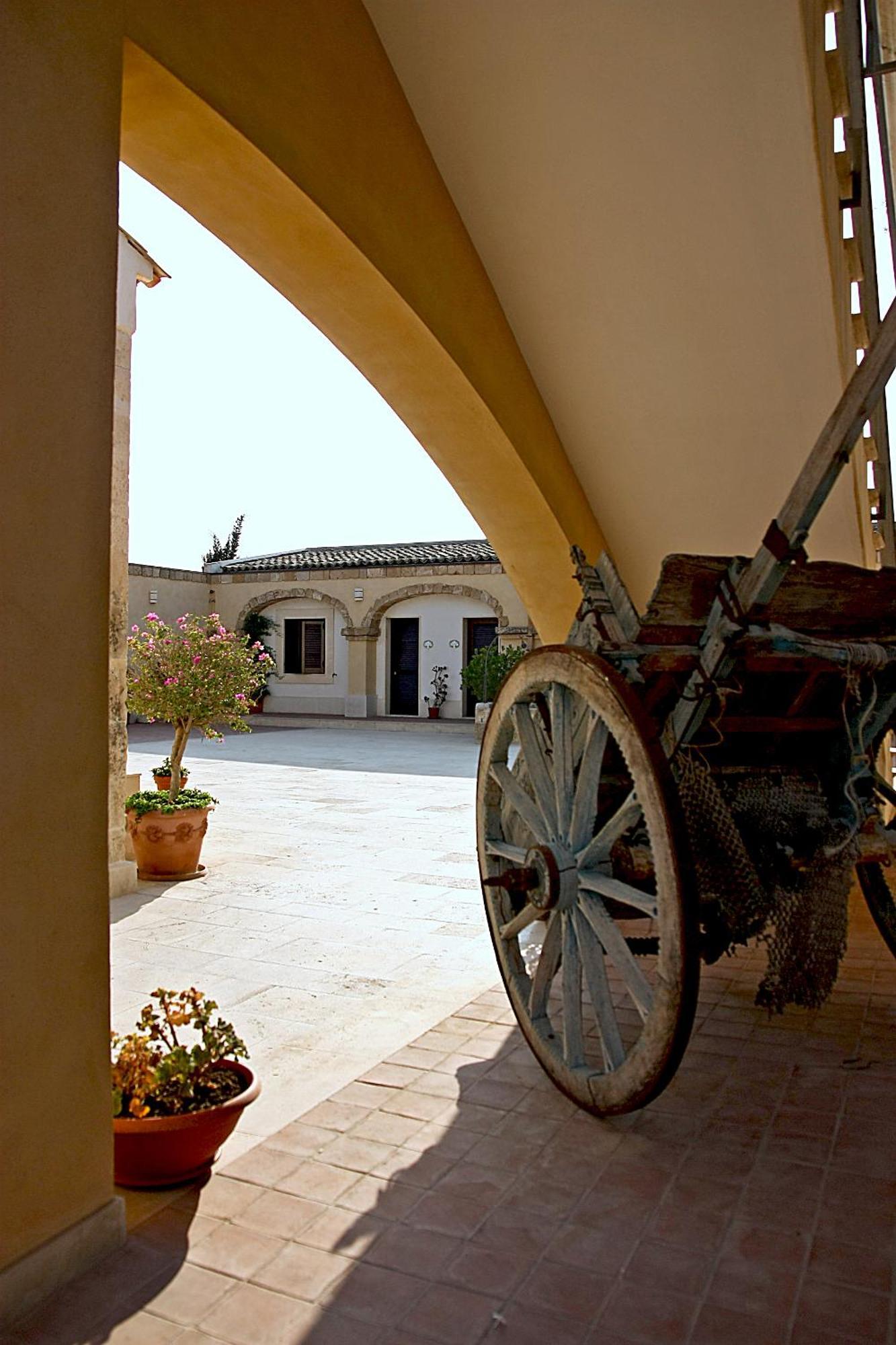 Hotel La Corte Del Sole Lido di Noto