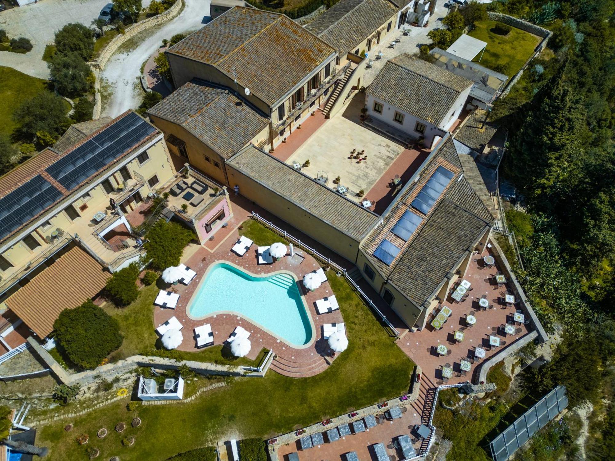 La Corte Del Sole