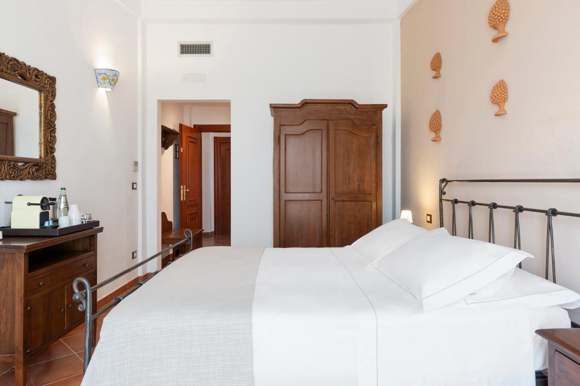 La Corte Del Sole